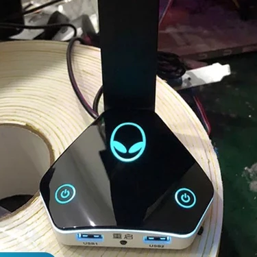 NÚT NGUỒN KÈM GIÁ TREO TAI NGHE FAMI ALIENWARE NEW BH 12TH